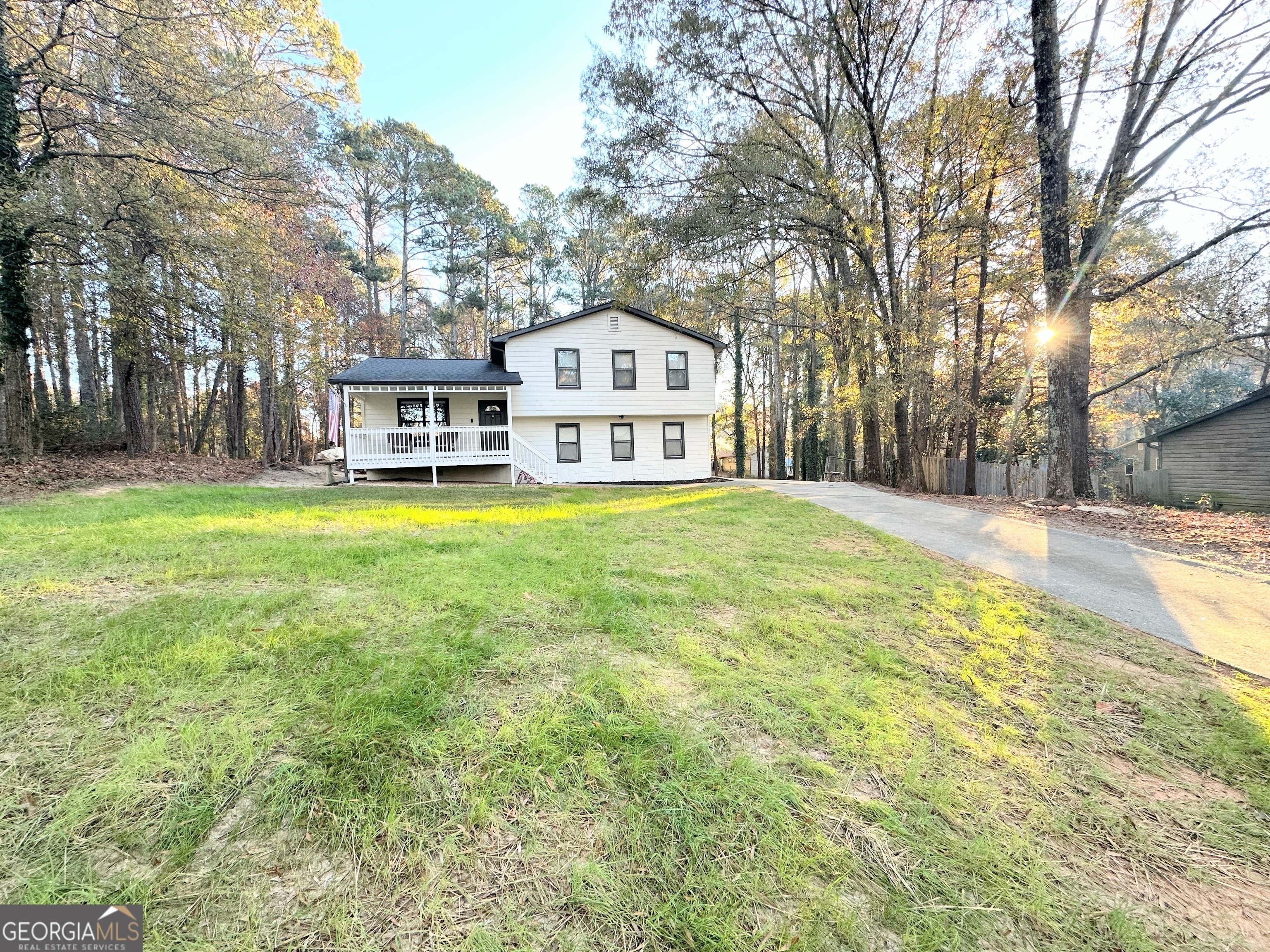 Property Photo:  1759 Spring Hollow  GA 30043 