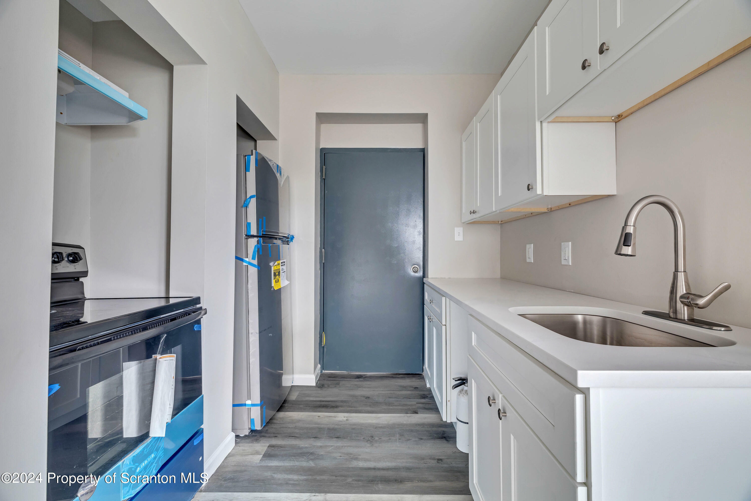 Property Photo:  1513 Vine Street Unit 2  PA 18510 