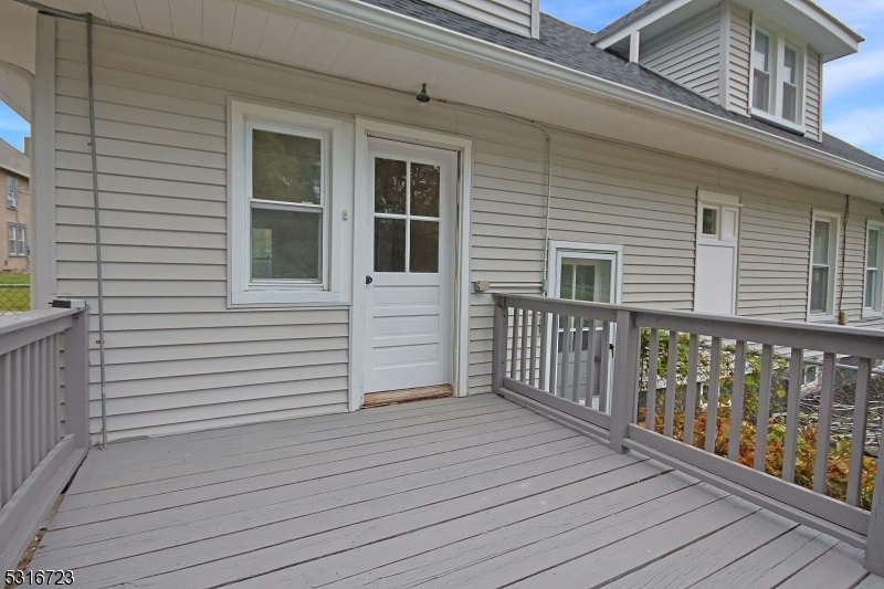 Property Photo:  85 Scott Rd  NJ 07416 