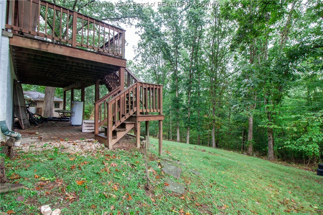 Property Photo:  814 Daverton Road  WV 25303 