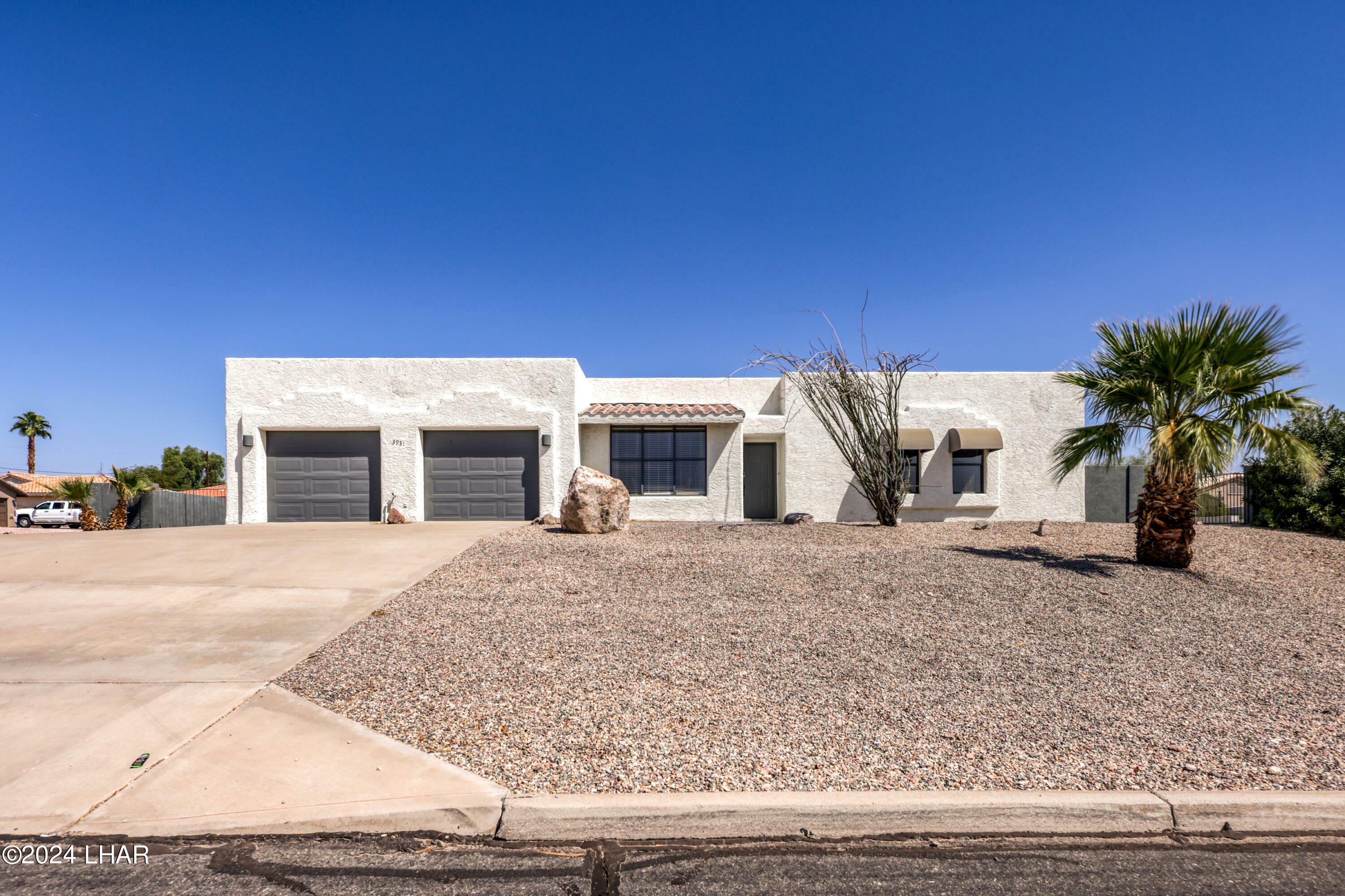 Property Photo:  3931 McCulloch Blvd  AZ 86406 