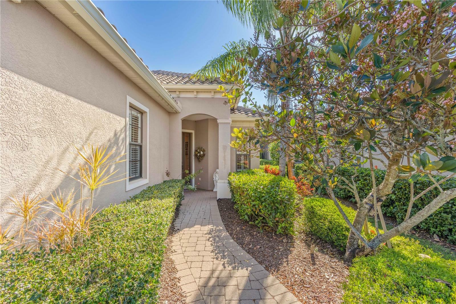 Property Photo:  7211 Presidio Glen  FL 34202 