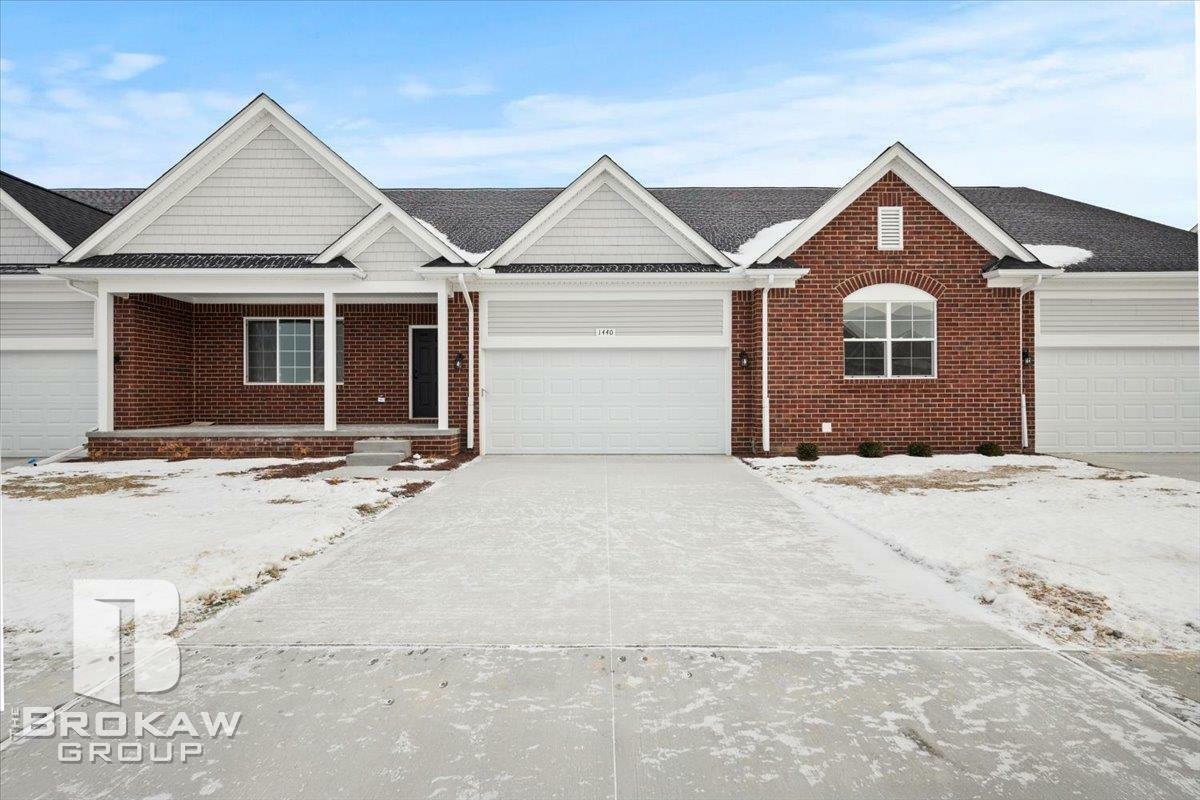 Property Photo: 1440 Lincoln Street MI 48446