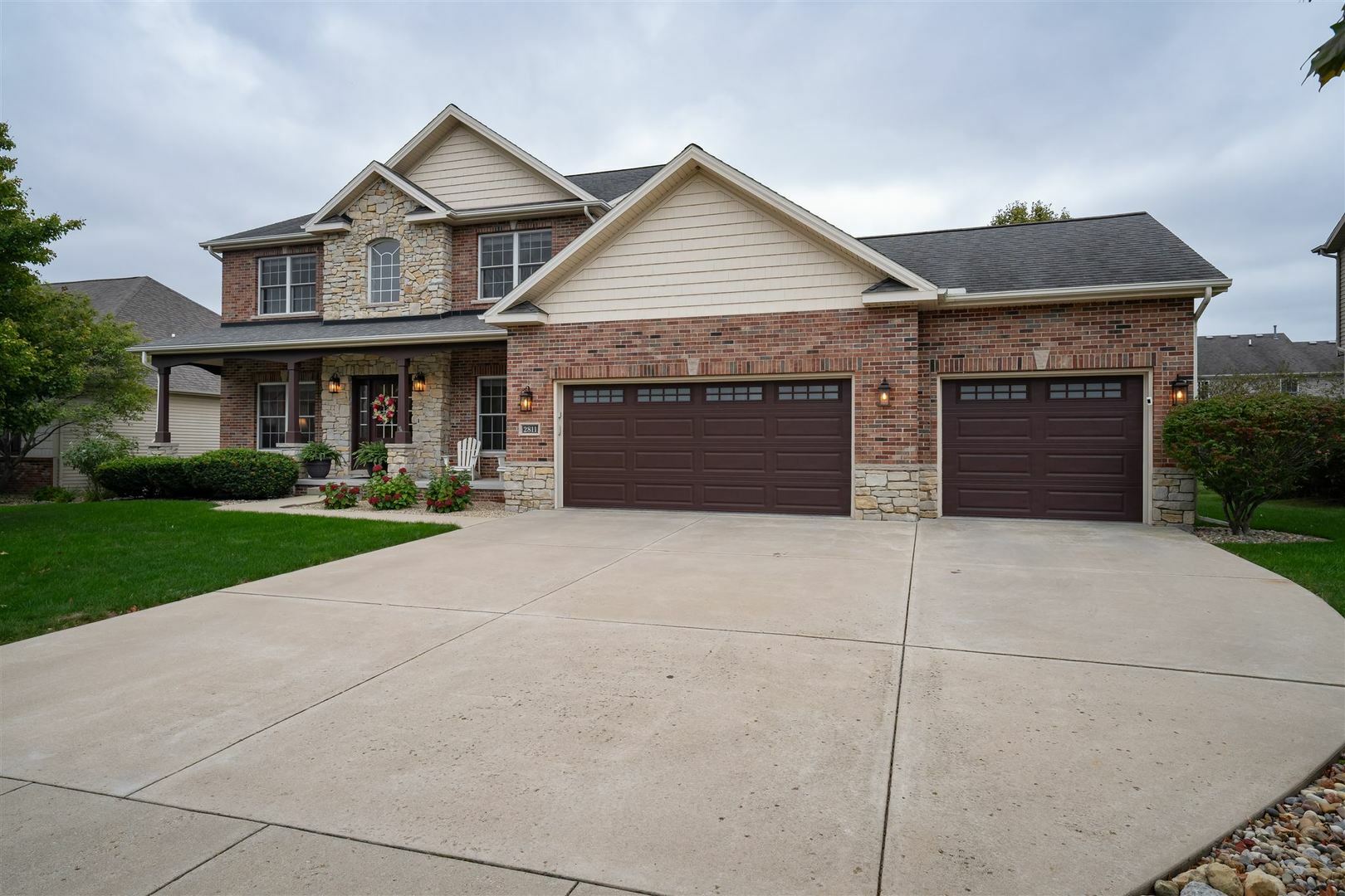 Property Photo:  2811 Vrooman Court  IL 61704 