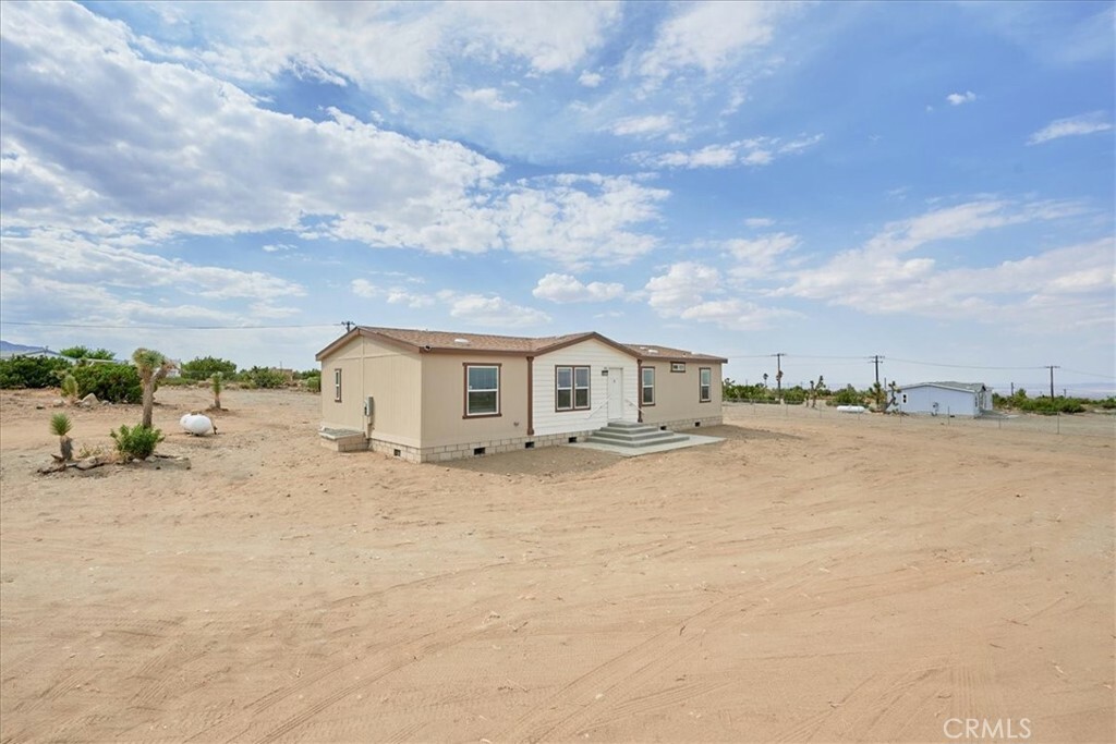 Property Photo: 9426 Gitano Road CA 92371