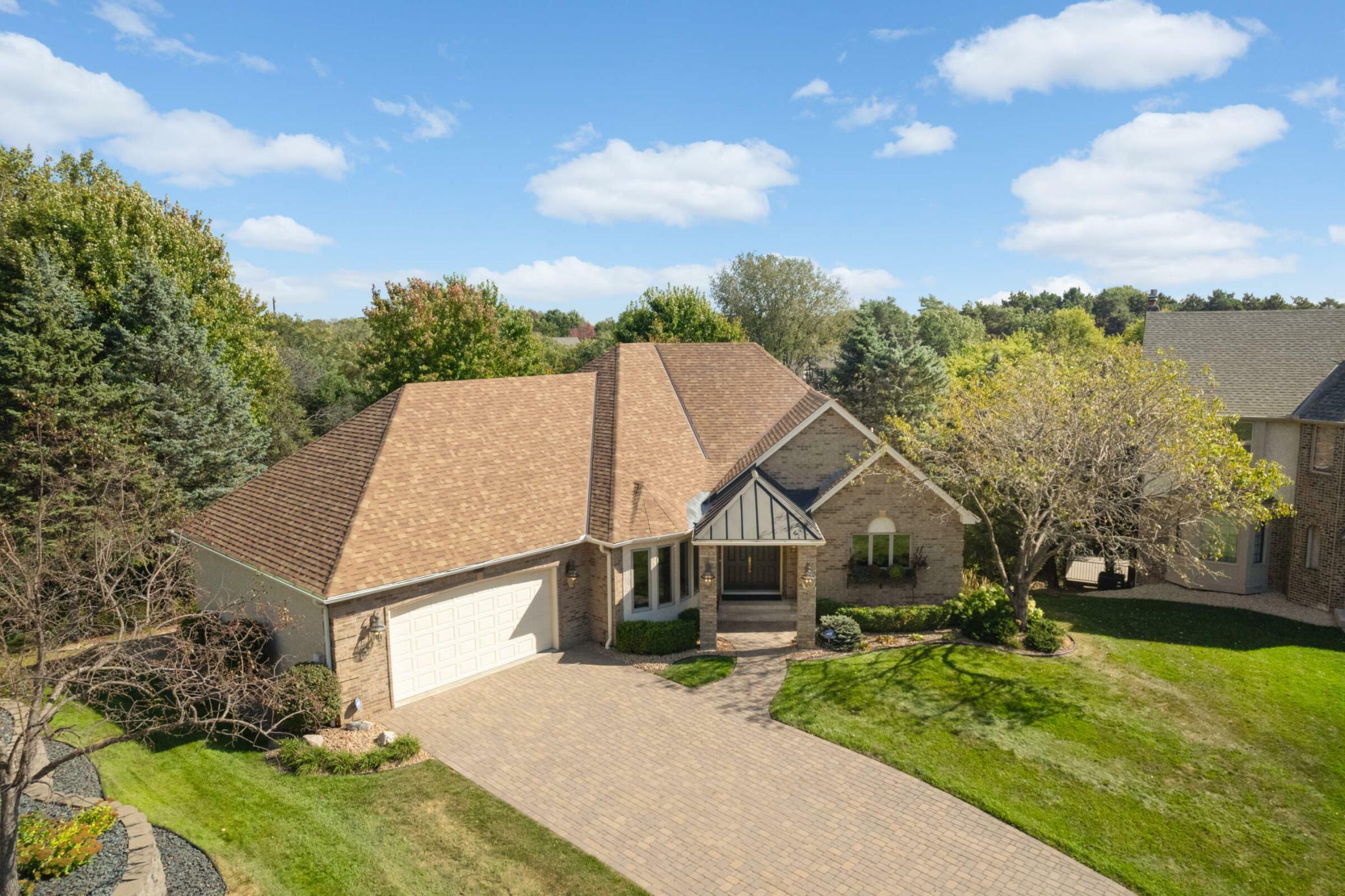 Property Photo:  633 Evans Court  MN 55126 