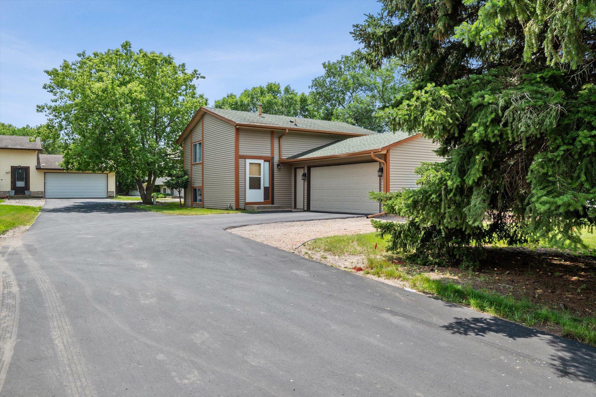 Property Photo:  13347 90th Avenue N  MN 55369 