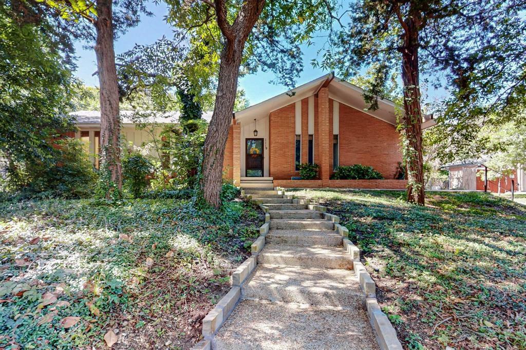 Property Photo:  1119 Lady Lane  TX 75116 