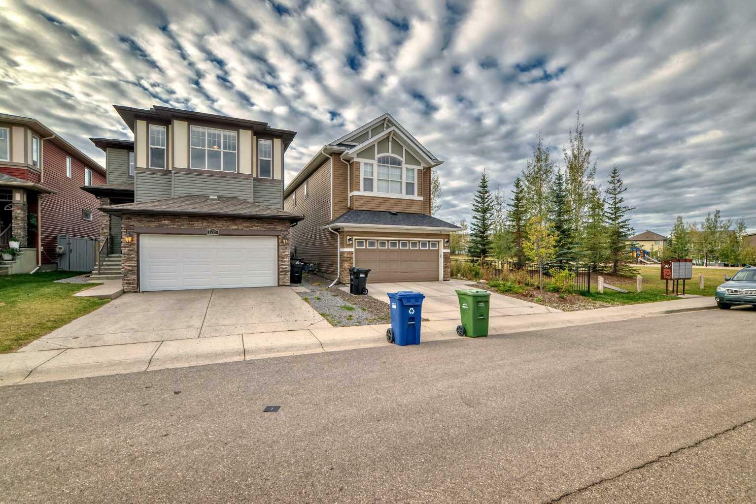 Property Photo:  176 Evansridge Circle NW  AB T3P 0J1 