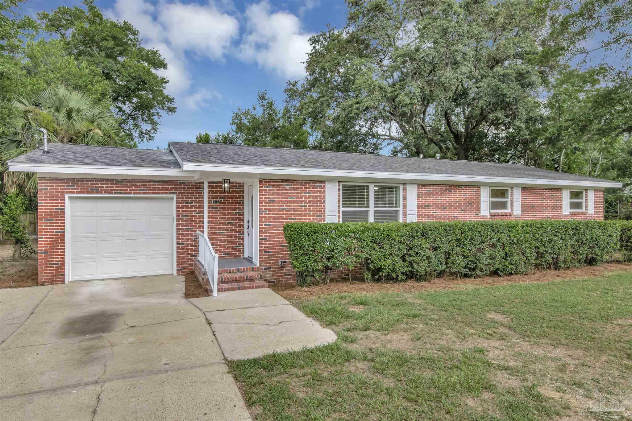 Property Photo:  1112 Dunmire St  FL 32504 