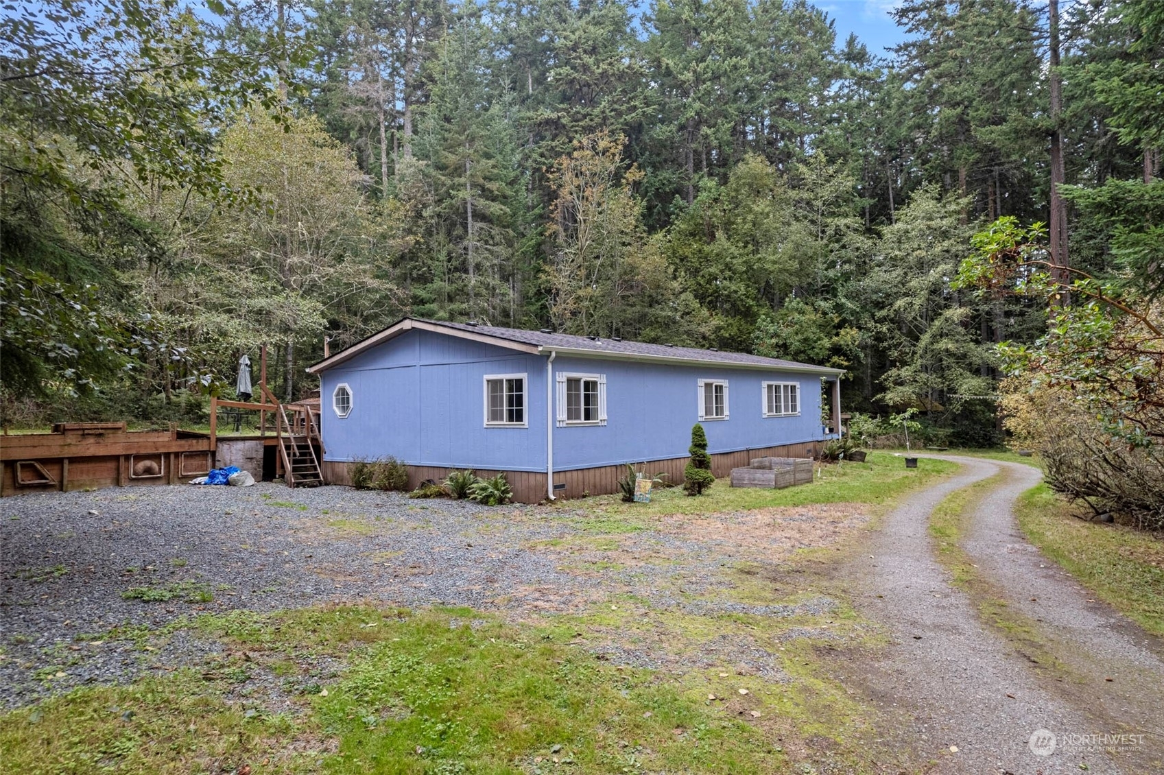 Property Photo:  815 Classic Road  WA 98253 