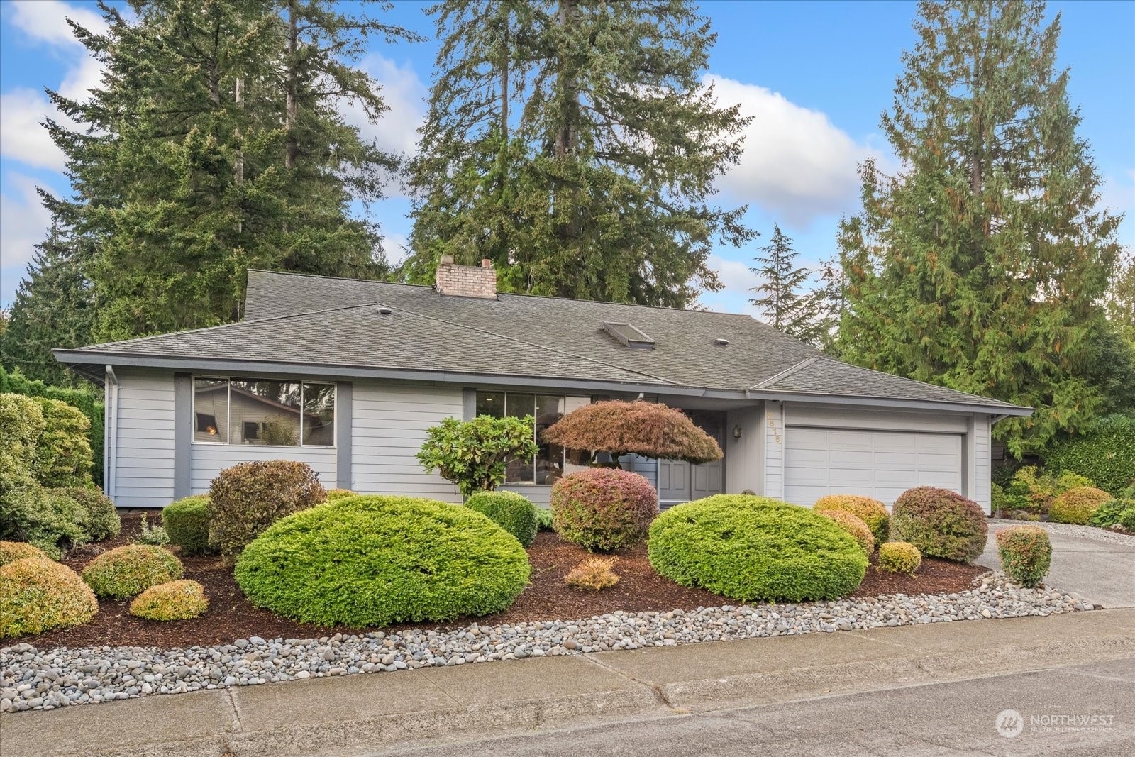 Property Photo:  2618 169th Avenue NE  WA 98008 