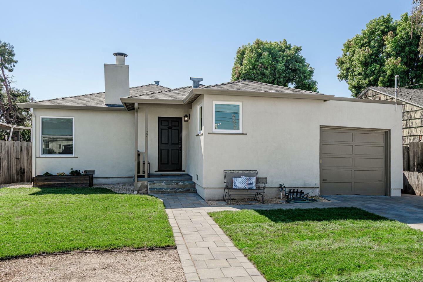 27 North Rochester Street  San Mateo CA 94401 photo