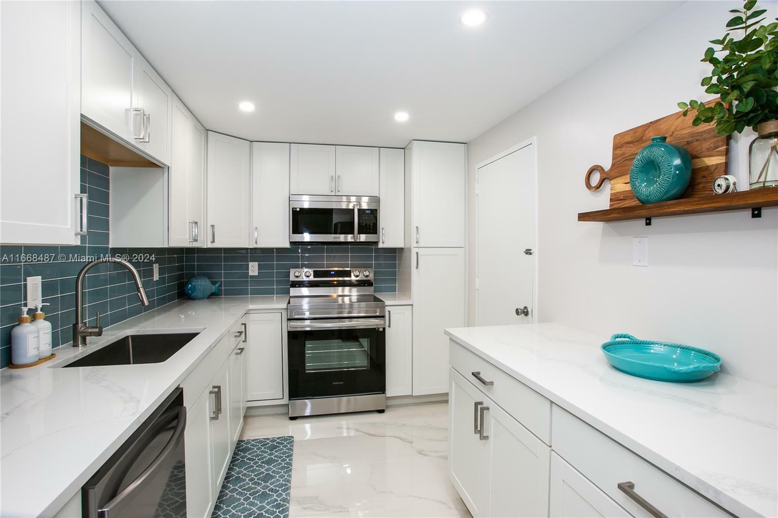 Property Photo:  4250 Galt Ocean Dr 15P  FL 33308 