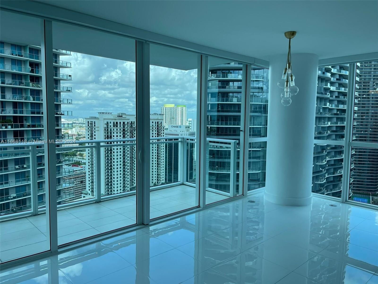 Property Photo:  1080 Brickell Ave 3609  FL 33131 