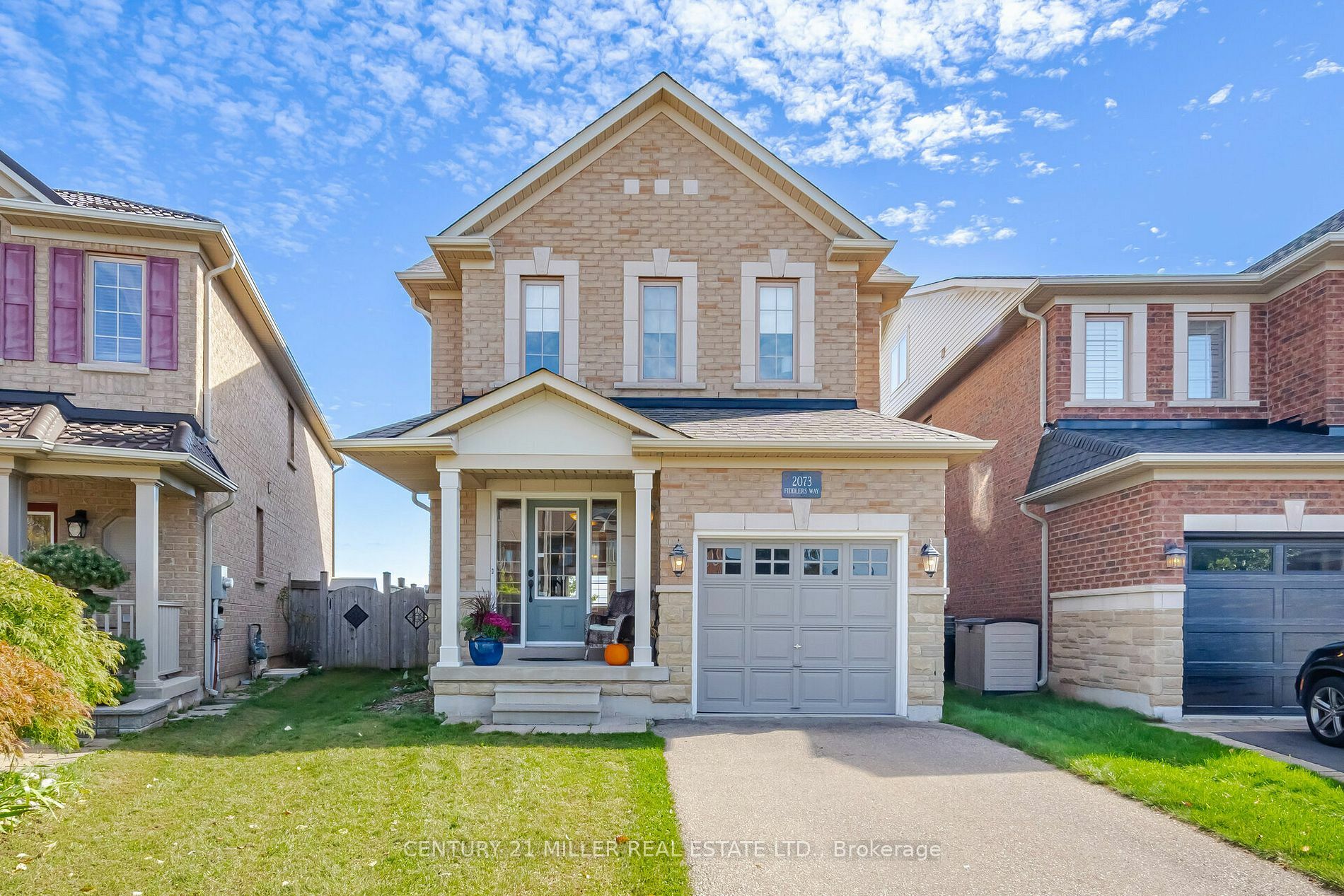 2073 Fiddlers Way  Oakville ON L6M 0M4 photo