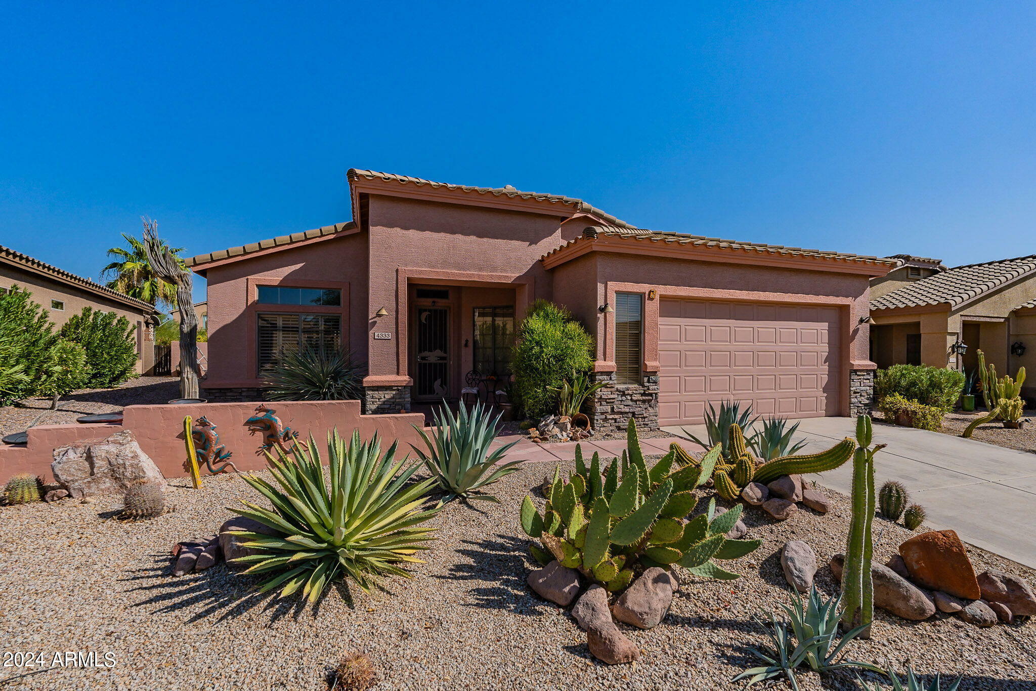 Property Photo: 4333 S Pony Rider Trail AZ 85118
