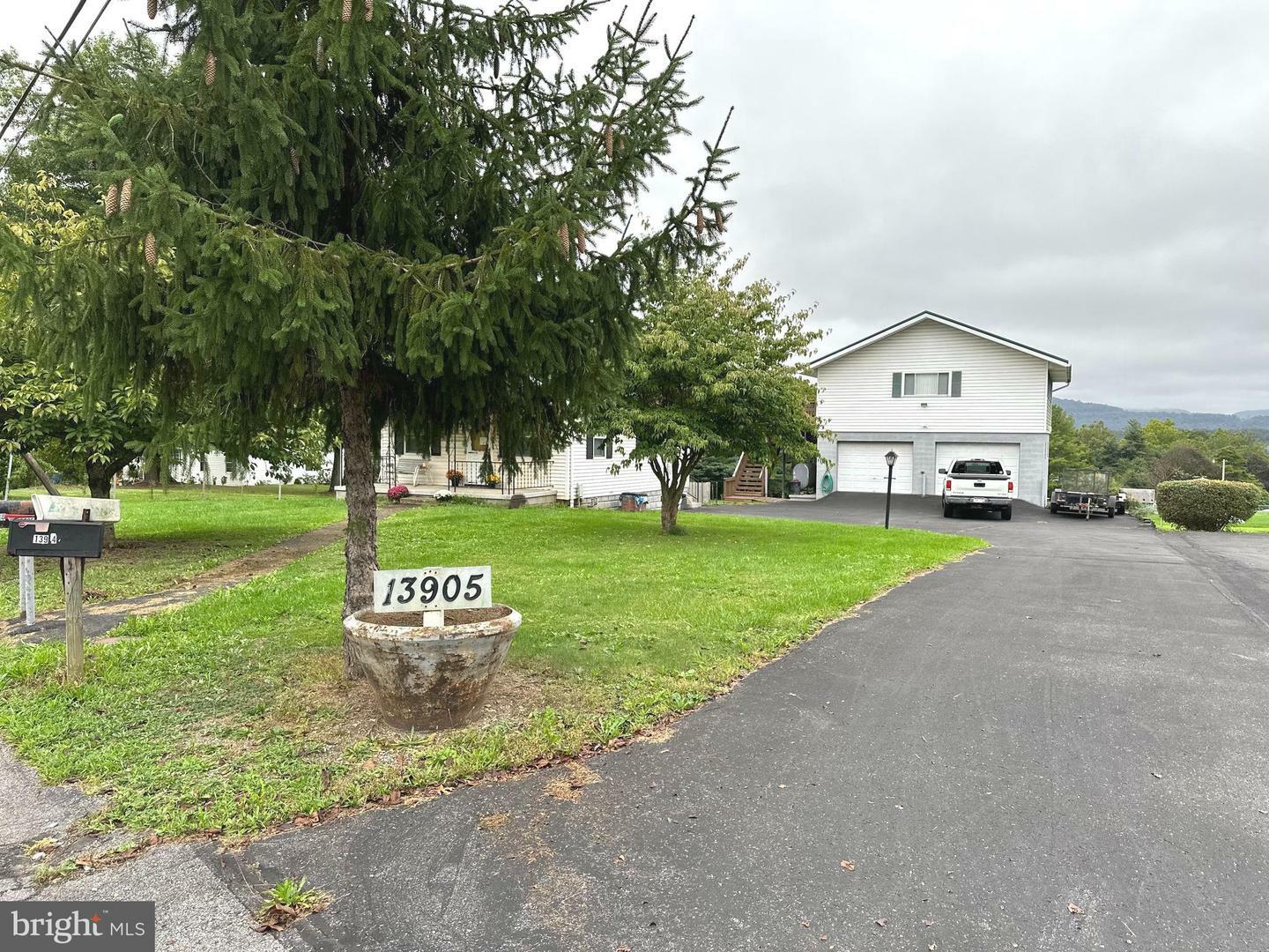 Property Photo:  13905 Uhl Highway SE  MD 21502 