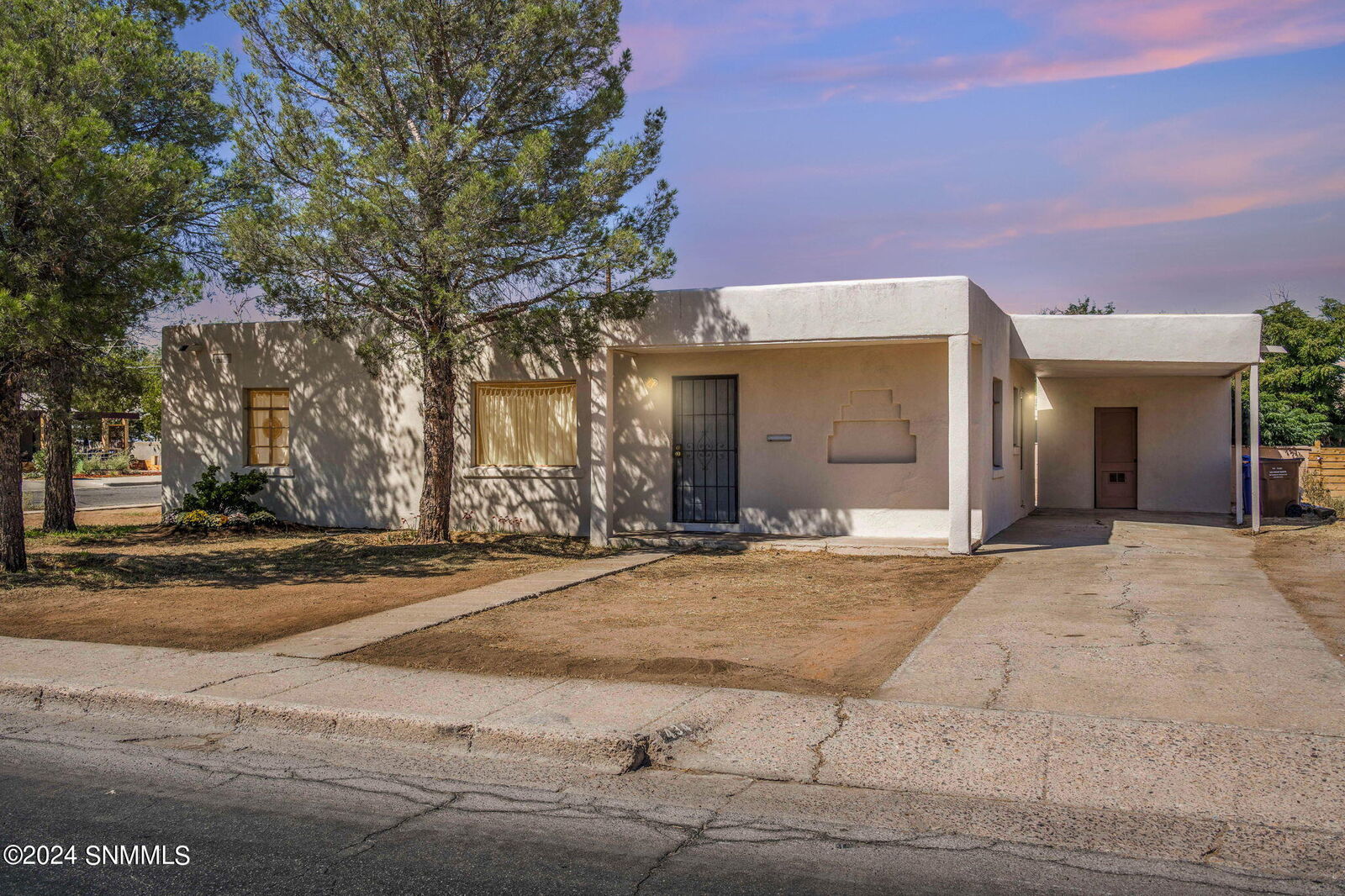 Property Photo:  434 Hoagland Road  NM 88005 