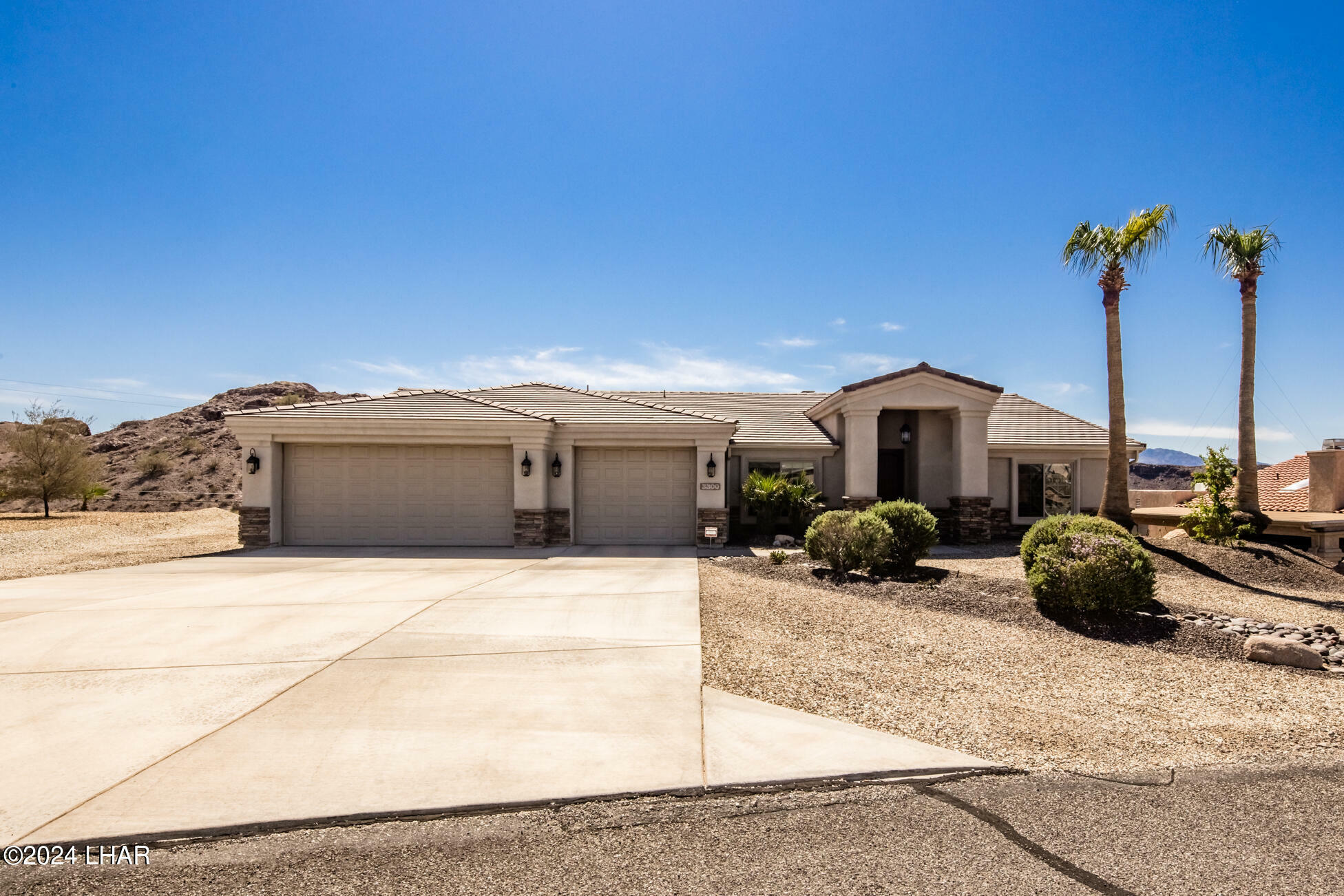 Property Photo:  3300 Osborn Dr  AZ 86406 