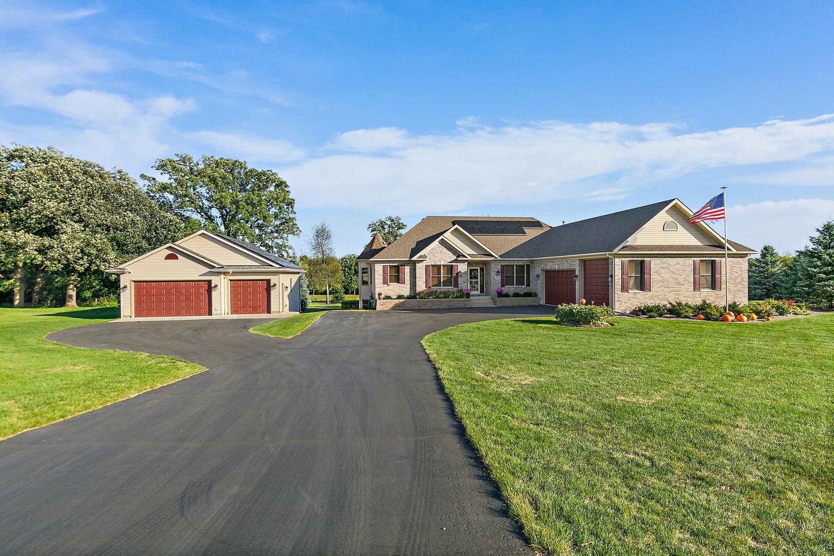 Property Photo:  8908 S Hill Road  IL 60152 