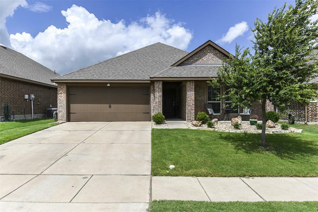 Property Photo:  131 Arborside Drive  TX 75165 