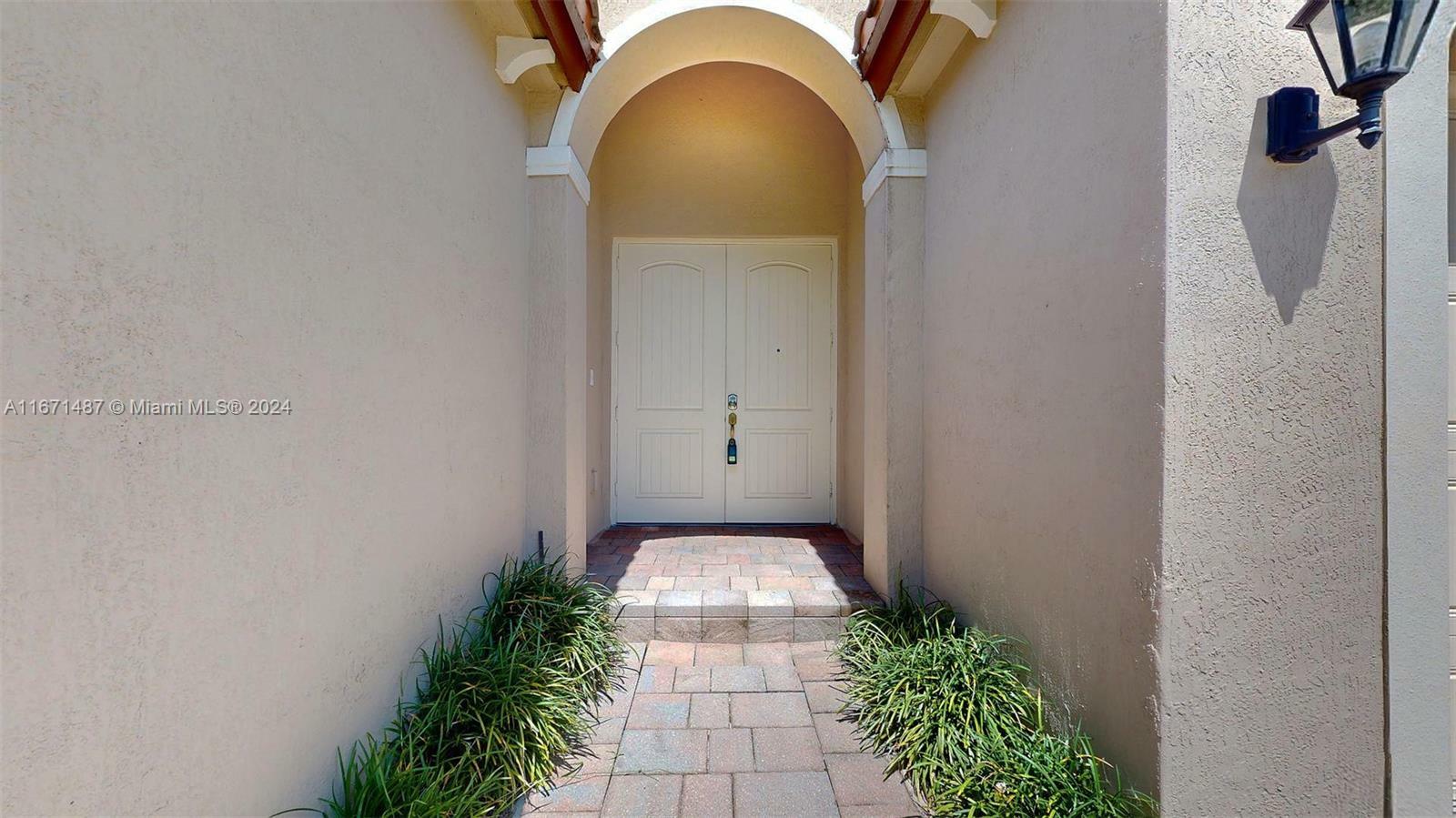 Property Photo:  15325 SW 173rd St  FL 33187 