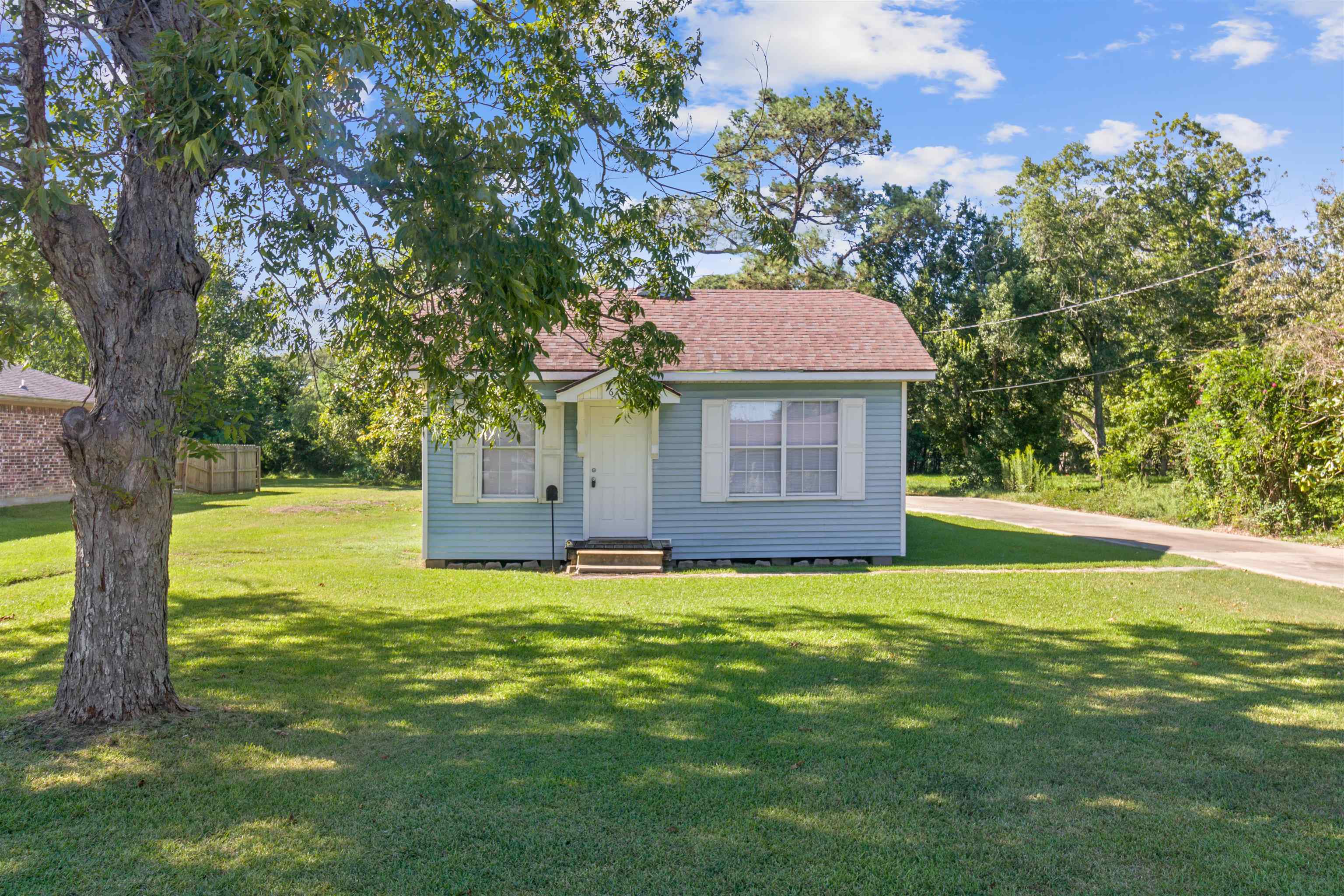 Property Photo:  6211 25th Street  TX 77619 