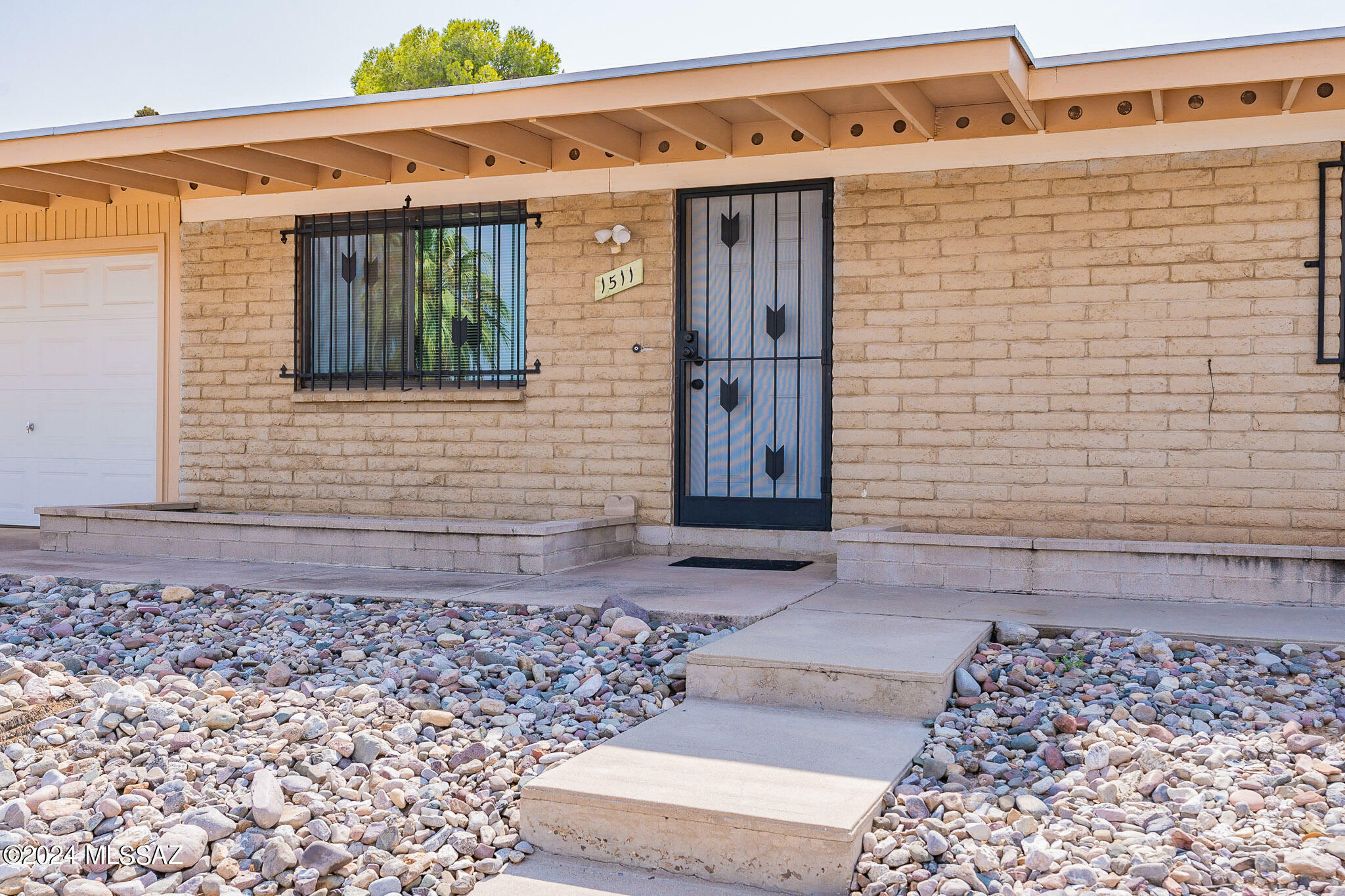 Property Photo:  1511 Sleepy Hollow Place  AZ 85710 