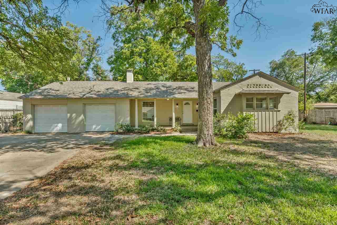 Property Photo:  3107 Speedway Avenue  TX 76308 