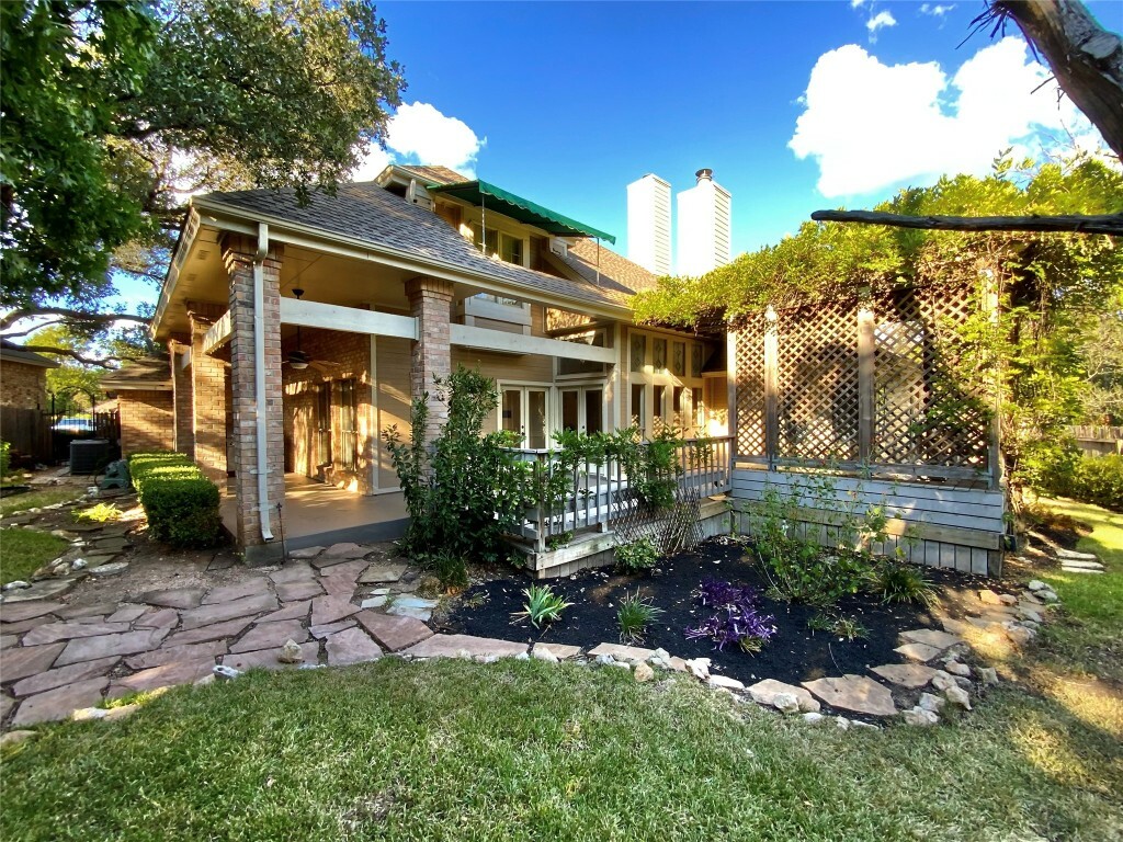 Property Photo:  7011 Quill Leaf Cove  TX 78750 