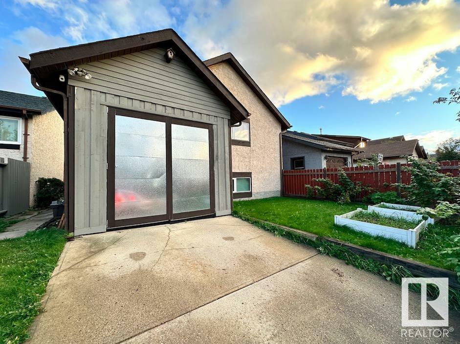 Photo de la propriété:  140 Westglen Crescent  AB T7X 1V5 