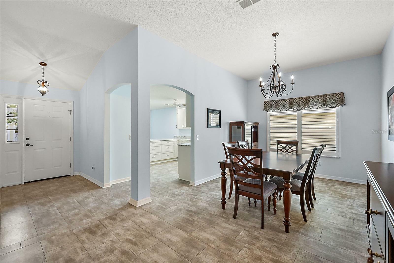 Property Photo: 606 Juanita Court FL 32159