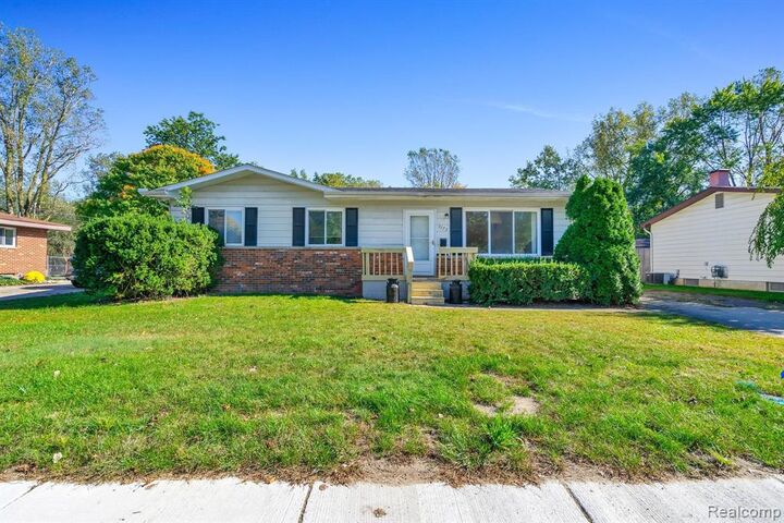 5173 Winshall Drive  Swartz Creek MI 48473 1222 photo