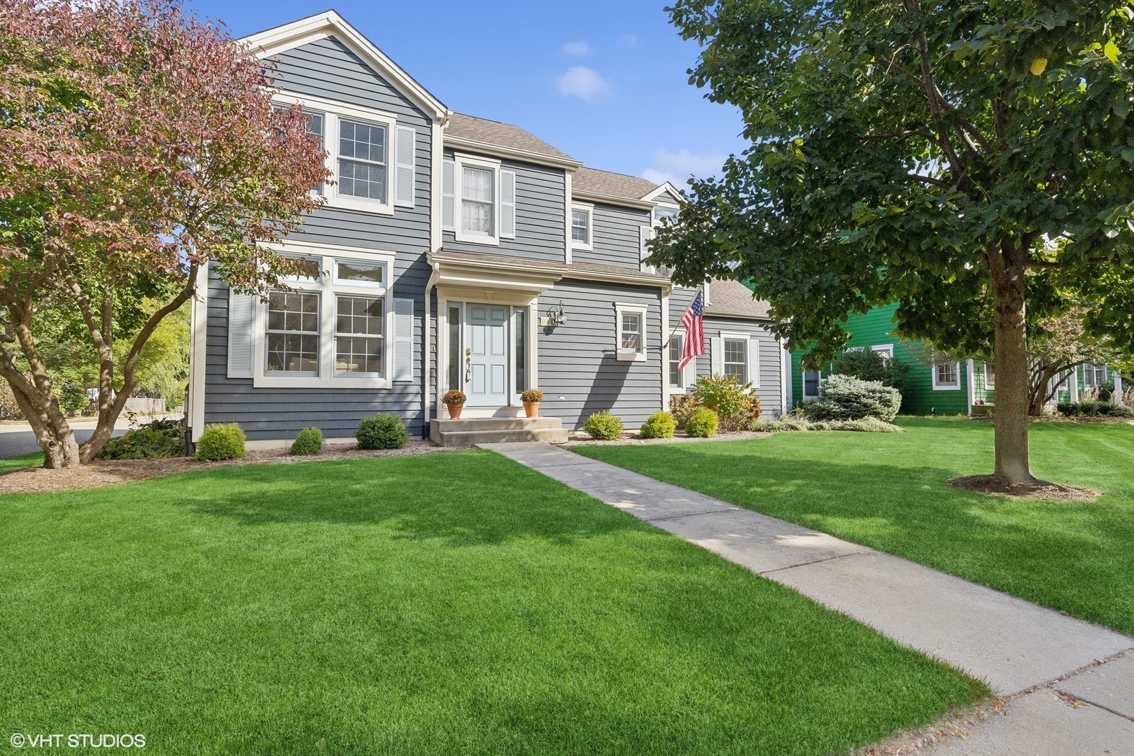 Property Photo: 986 Mount Vernon Drive IL 60030