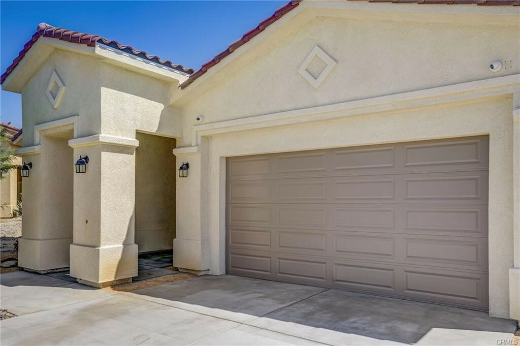 Property Photo:  65338 Rolling Hills Drive  CA 92240 