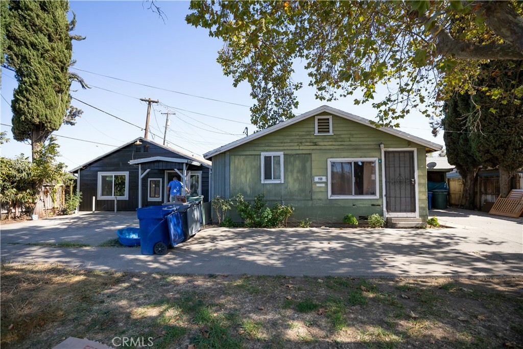 Property Photo:  1122 N Street  CA 95341 