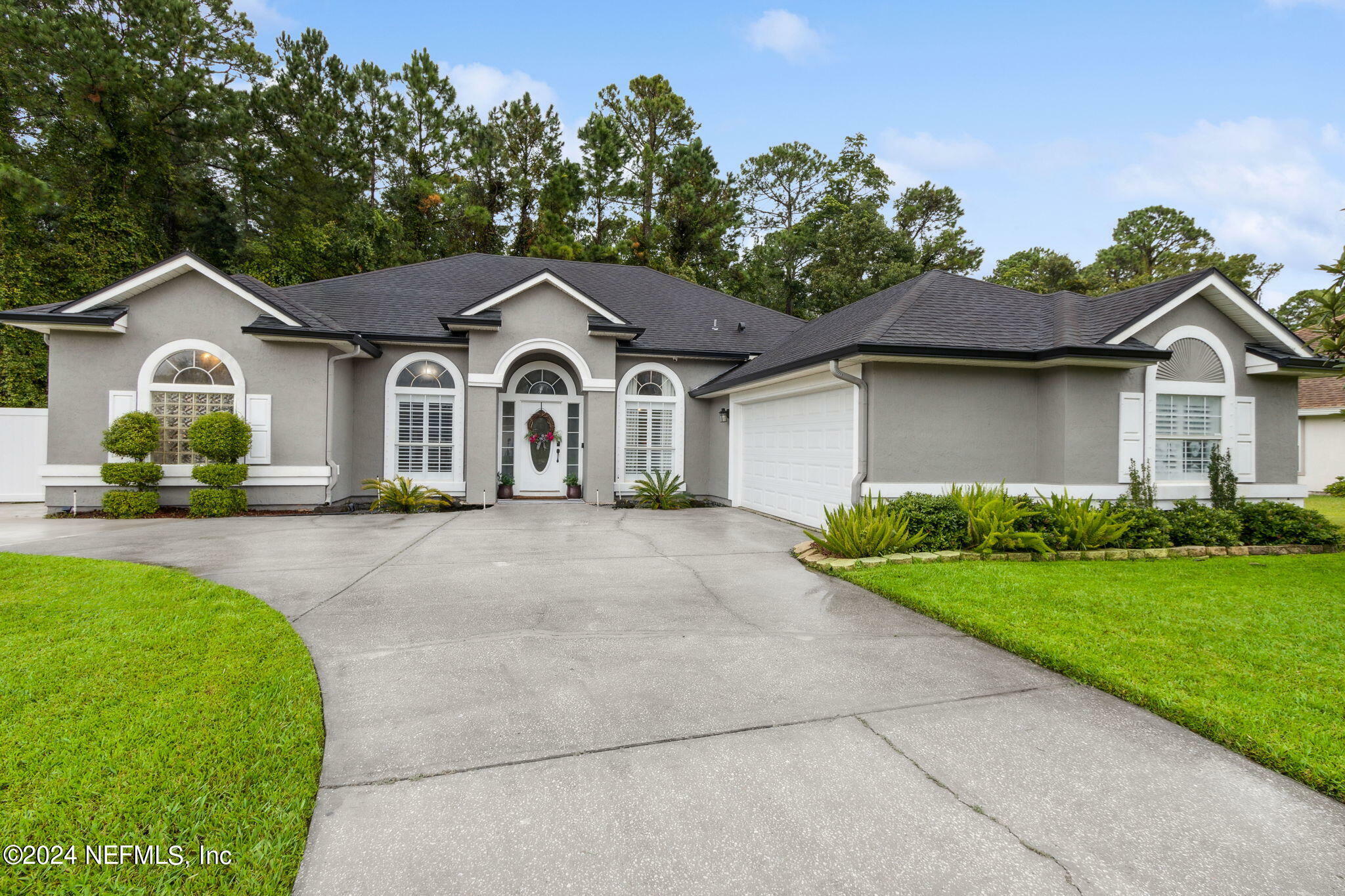 Property Photo:  86028 Creekwood Drive  FL 32097 