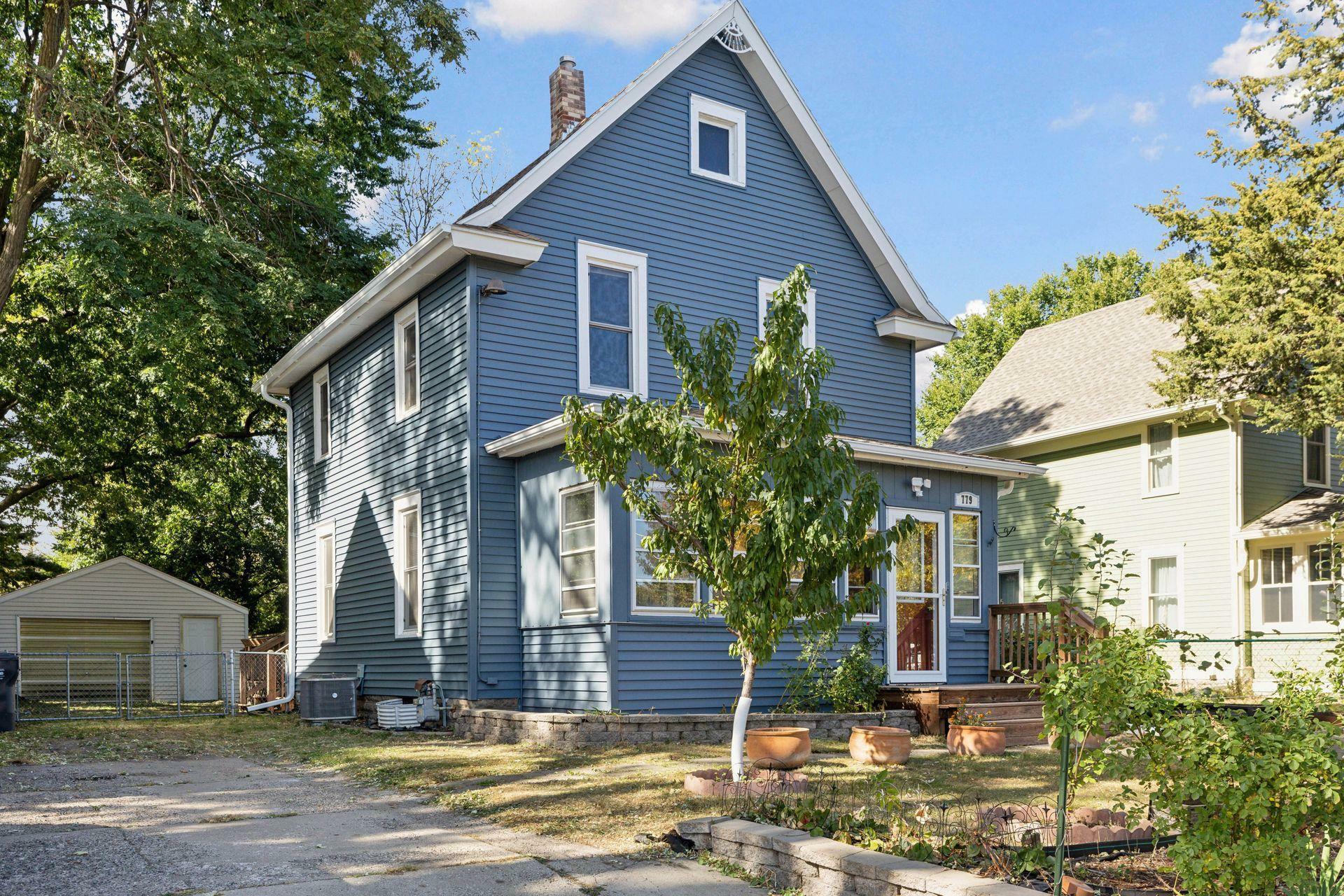 Property Photo:  779 Fry Street  MN 55104 