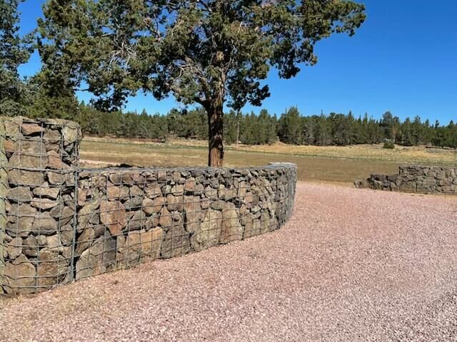 Property Photo: 19450 Dusty Loop OR 97703