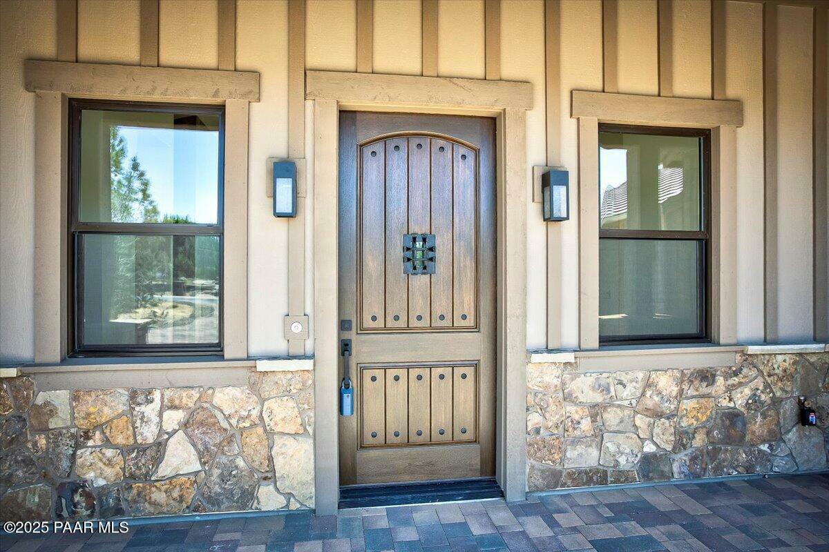 Property Photo: 5490 W Bruno Canyon Drive AZ 86305