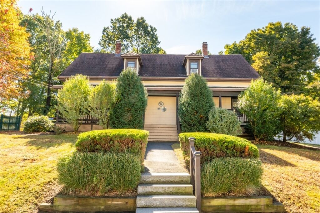 Property Photo:  7-11 Old Diamond St  MA 02081 