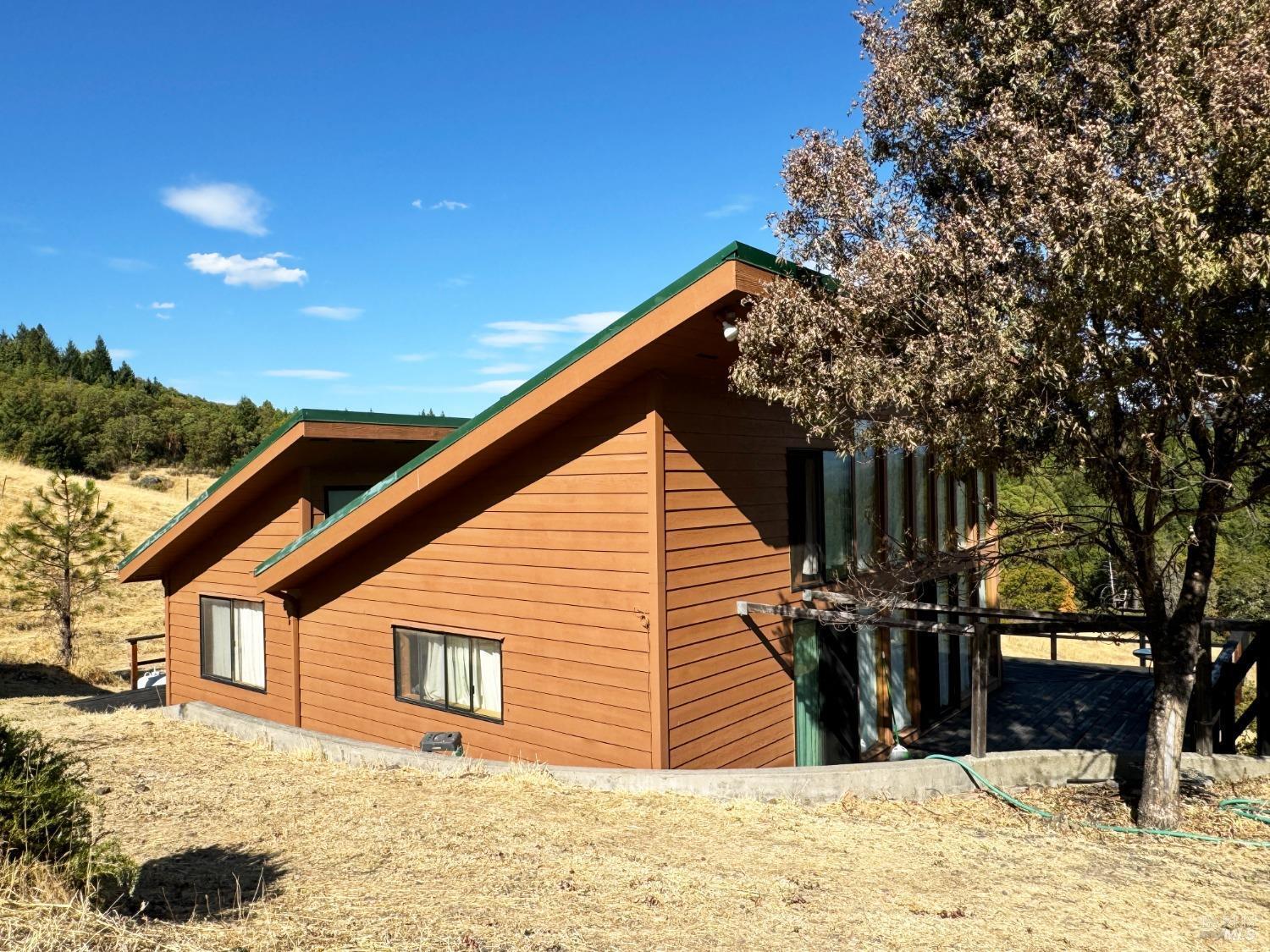 7200 Third Gate Road  Willits CA 95490 photo