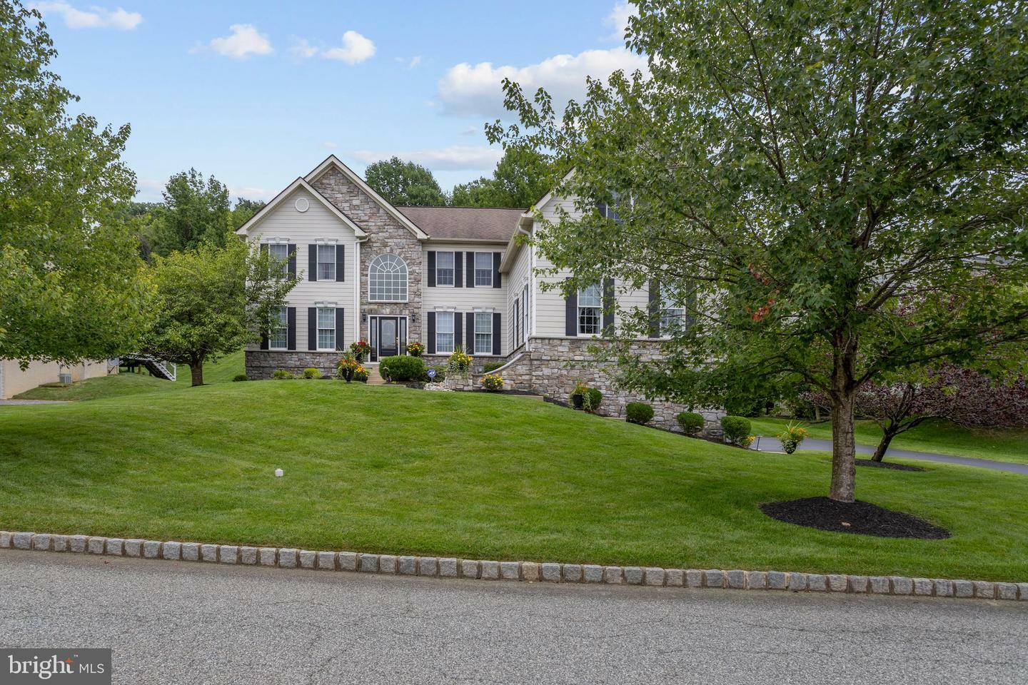 Property Photo:  16 Strickland Way  PA 19342 