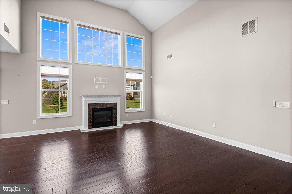 Property Photo:  54 Davinci Drive  NJ 08852 