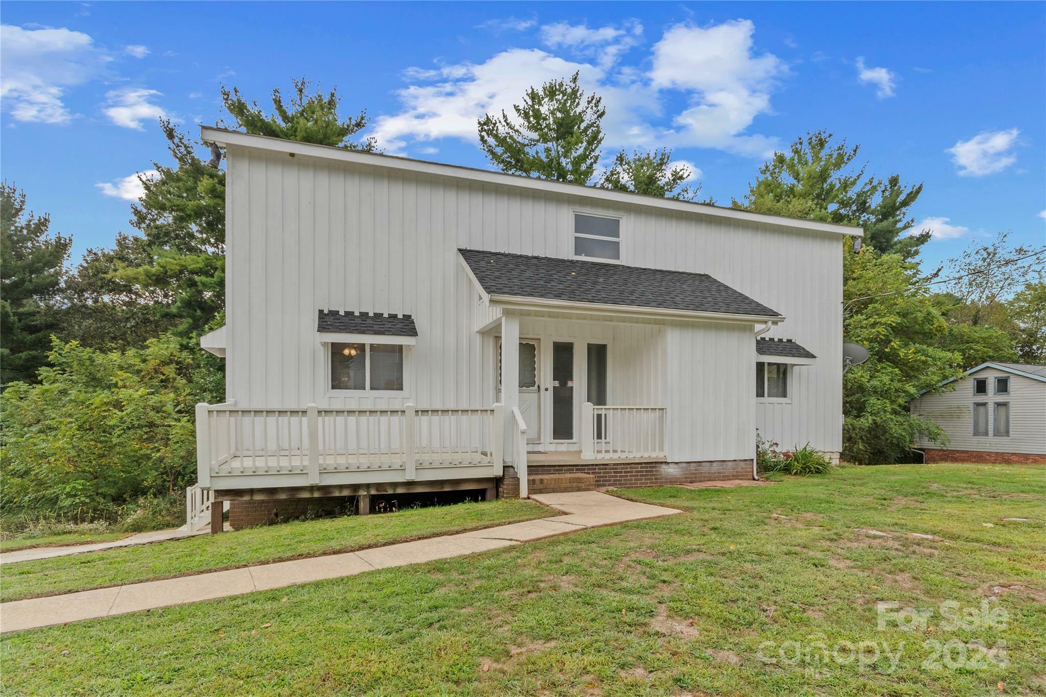 Property Photo:  163 Forsythia Lane  NC 28721 