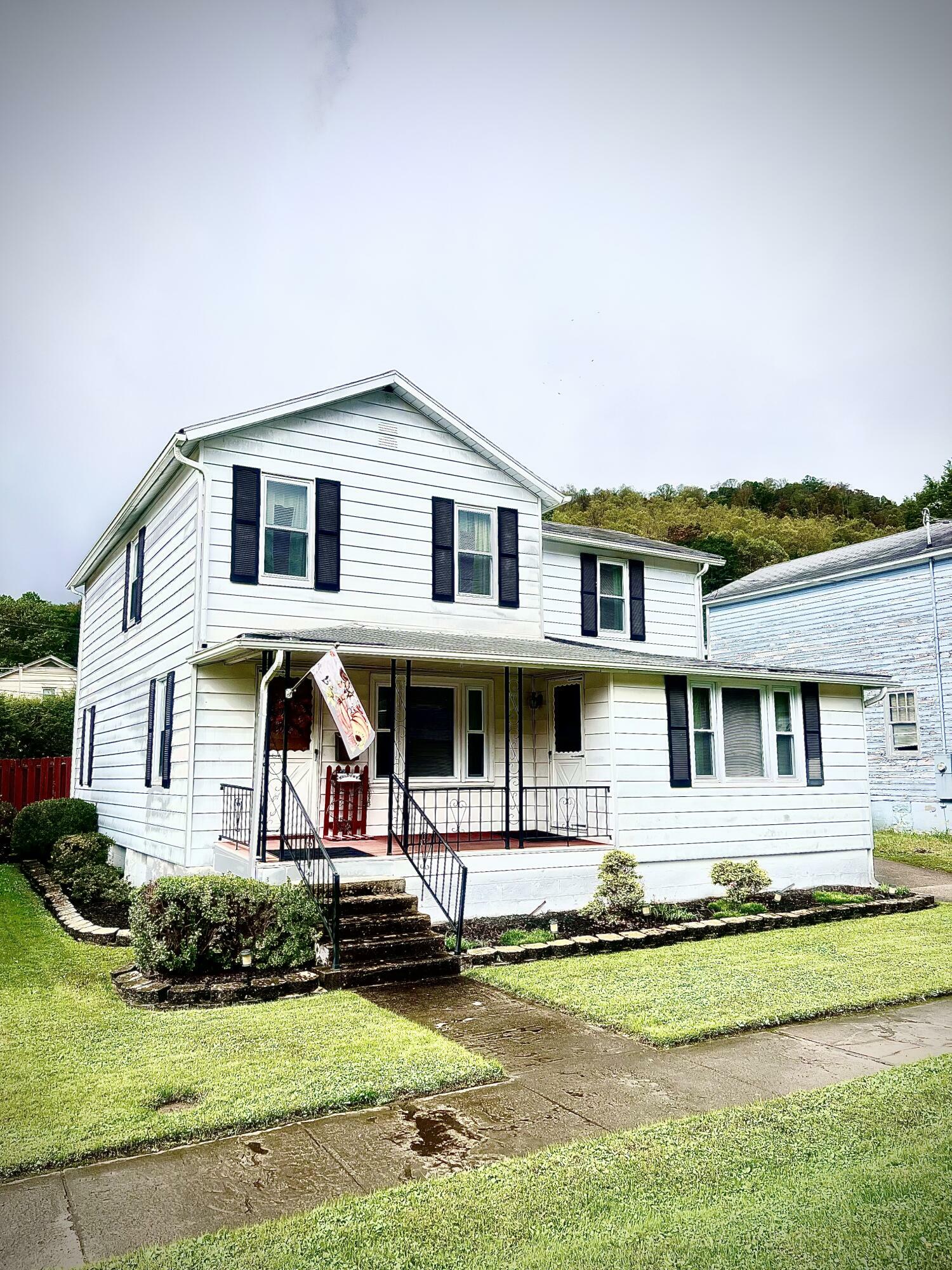 Property Photo:  9 Cherry St  WV 26261 