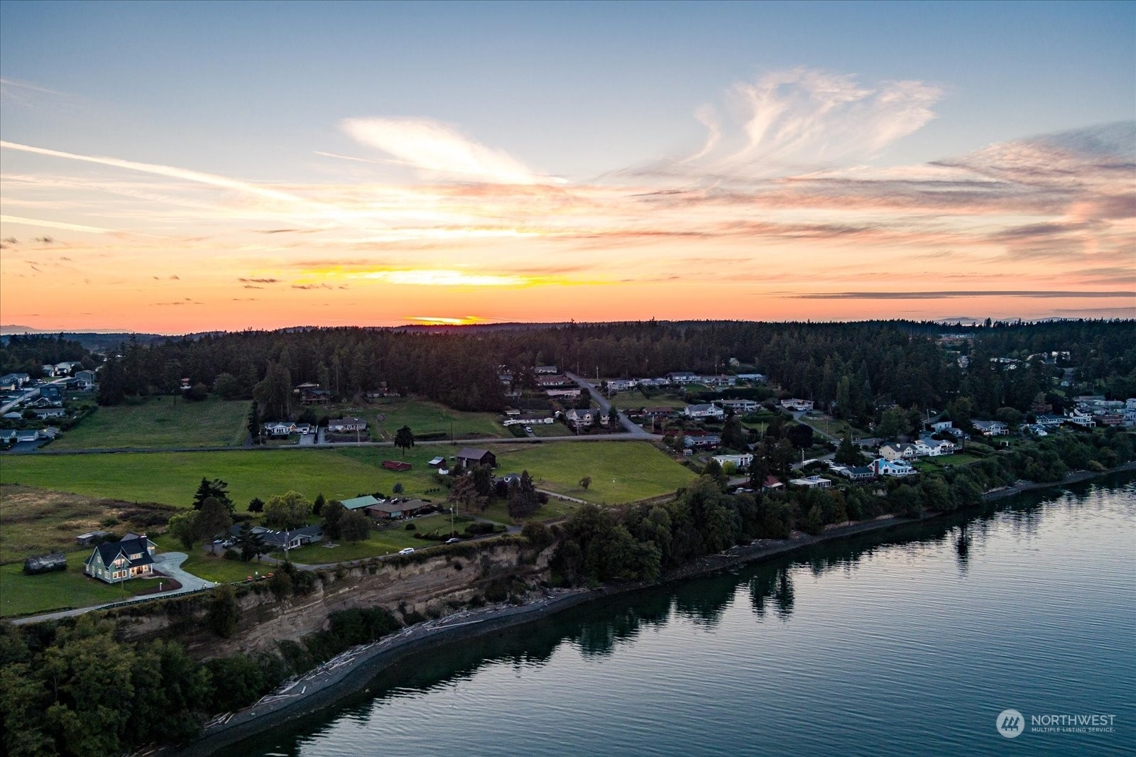 Property Photo: 1649 Scenic Heights Road WA 98277