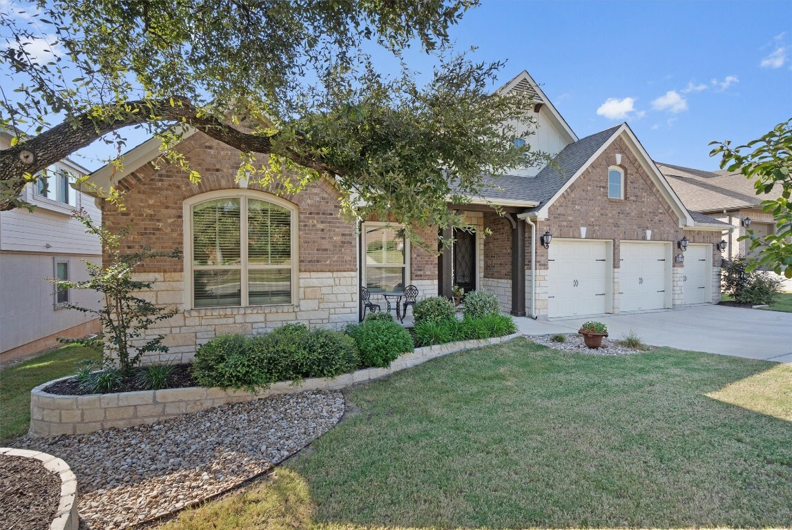 Property Photo: 1204 Winding Way Drive TX 78628