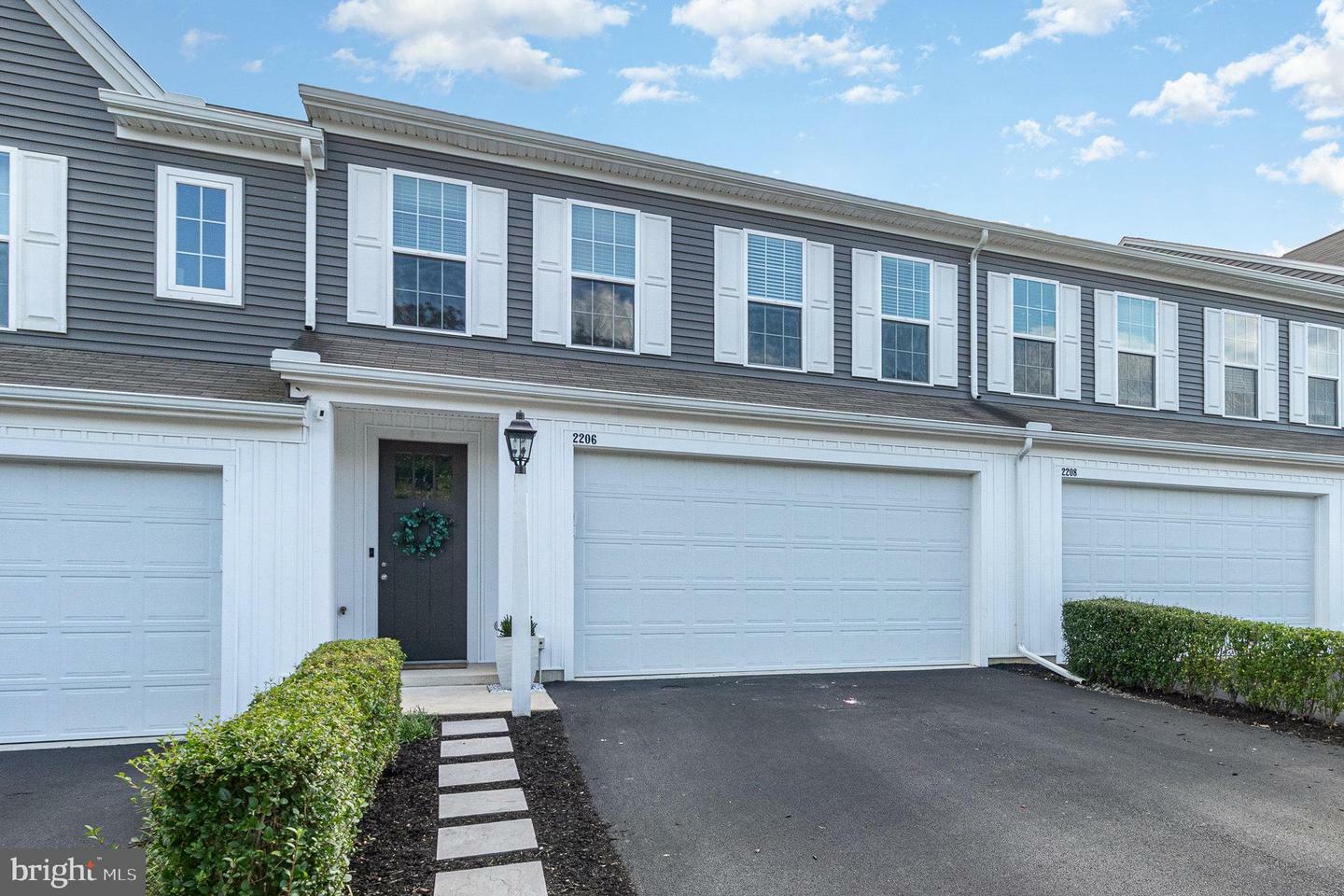 Property Photo:  2206 Red Fox Drive  PA 17036 